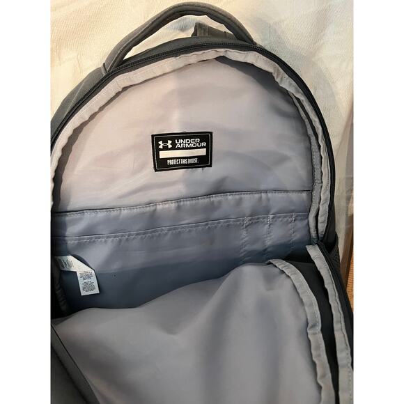 Under Armour Gray Black Hustle 5.0 Backpack - Picture 4 of 4